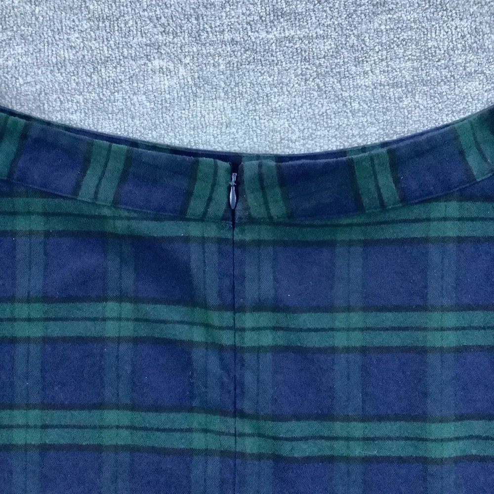 Old Navy Preppy Plaid Mini Skirt - Navy and Forest Green Sz. 10